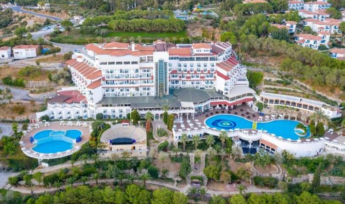 Kuşadası’nın ünlü oteli iflasın eşiğinde