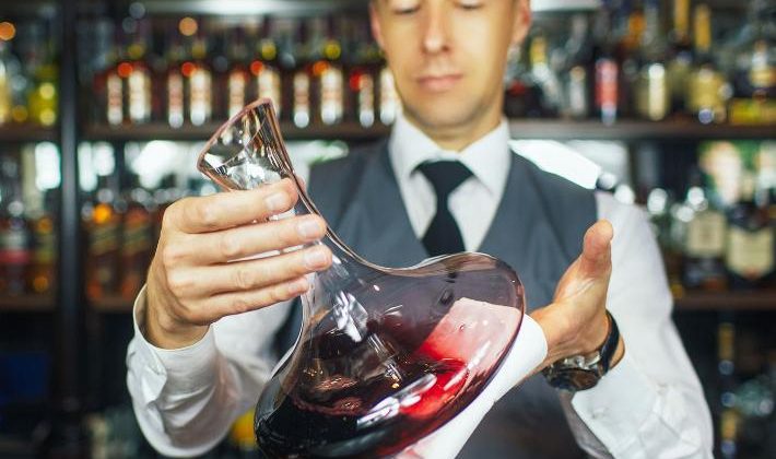 Sommelier kimdir? Restoran Sommelier ne iş yapar?
