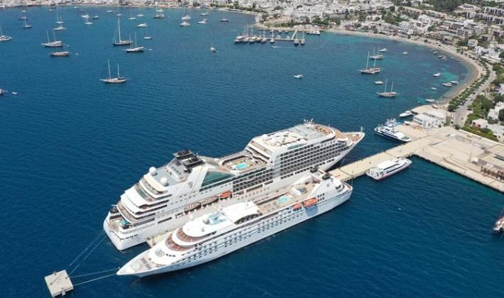 Bodrum’a 3 ayda 36 gemiyle 50 bin turist geldi