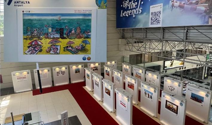 Antalya Havalimanı’nda Turizm Karikatürleri Sergisi Açıldı