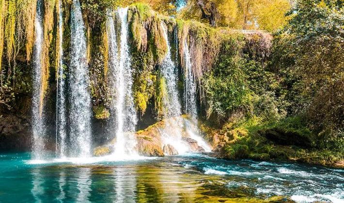 Antalya’da dünyaca ünlü şelale ziyarete kapatıldı