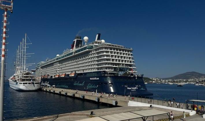 Bodrum’a kruvaziyerle 3 bin 162 turist geldi