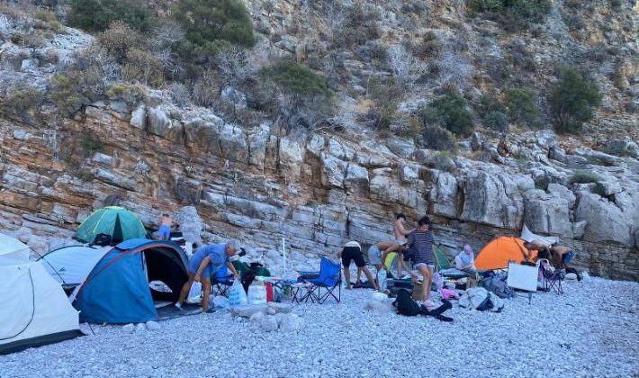 Ölüdeniz’de çadırlar kaldırıldı