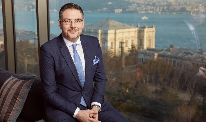 Uğur Talayhan, ‘Yılın En İyi Otel Yöneticisi’ seçildi