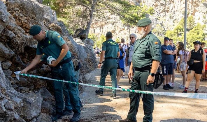 Sel sularına kapılan İngiliz turist yaşamını yitirdi