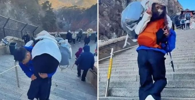 Turist rehberi turistleri kucağında taşıyarak ayda 240 Bin TL kazanıyor