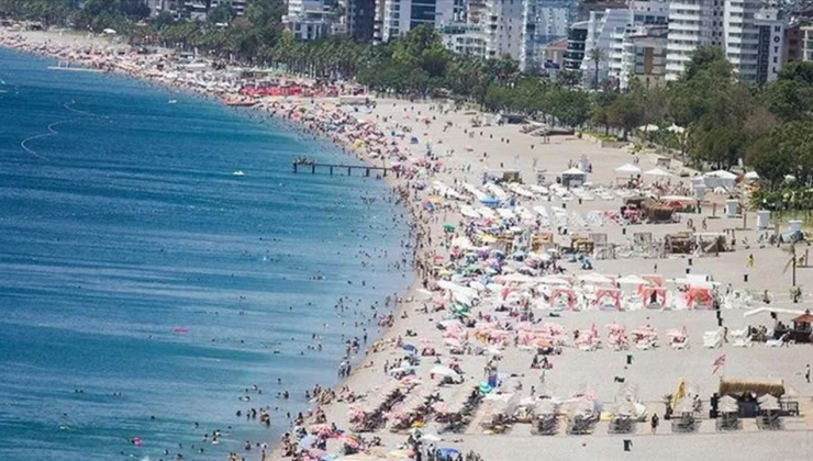 Antalya’nın Kemer ilçesinde turizm hareketlendi