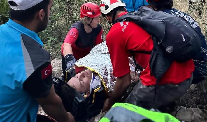 Muğla’da kaybolan 3 Rus turist için nefes kesen kurtarma operasyonu