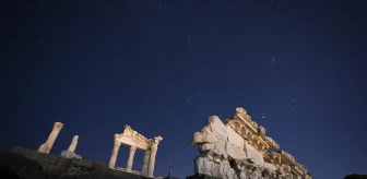 Bergama Akropolü’nde Perseid meteor yağmuru gözlendi