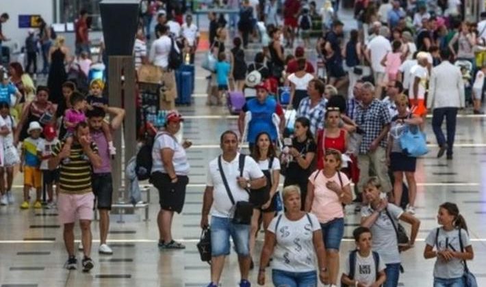 7 ayda Türkiye’ye gelen turist sayıları açıklandı: İşte en çok turist gönderen ülkeler