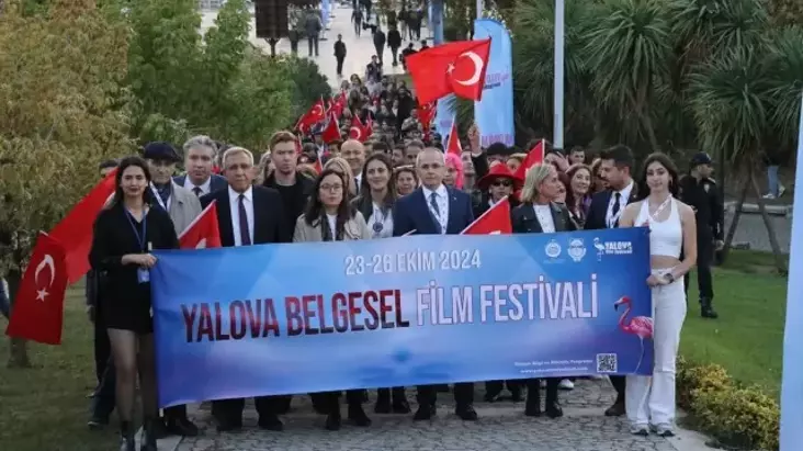 Yalova Ulusal Belgesel Film Festivali Kortejle Başladı