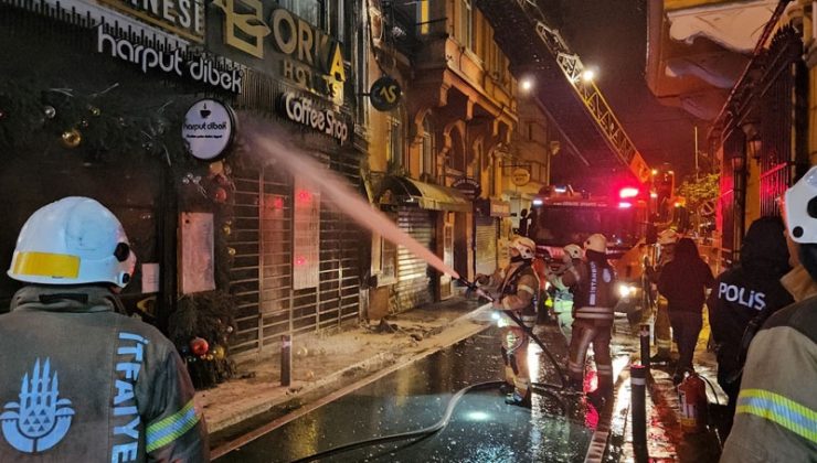 Korkutan otel yangınında kalanlar tahliye edildi