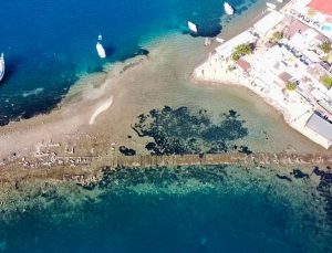 Deniz çekilince 3 bin 500 yıllık Kral Yolu gün yüzüne çıktı