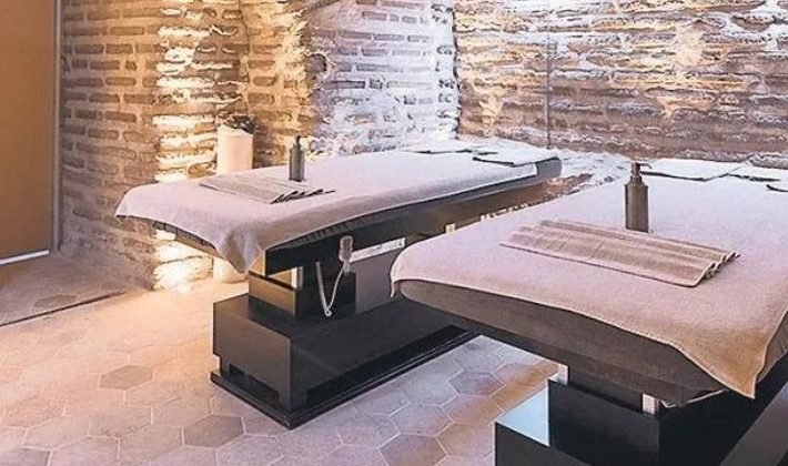 Lüks otel, tarihi sarnıcı masaj salonuna çevirdi