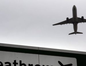 Londra Heathrow Havalimanı gece yarısına kadar kapatıldı
