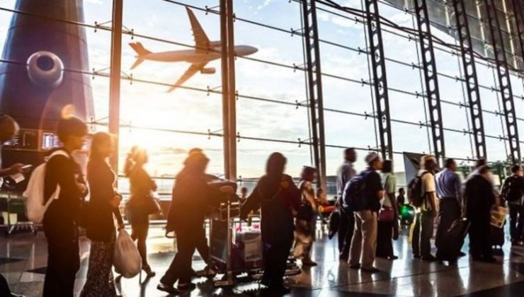Yabancı turist girişi Şubat’ta yüzde 5,3 azaldı