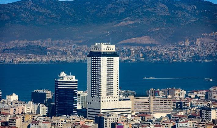 Hilton otelinin hastane yapılmasına sert tepki