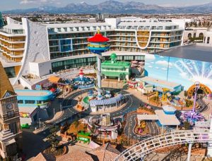 Fettah Tamince çocukluk hayalini gerçekleştirdi… Nickelodeon Hotel açıldı