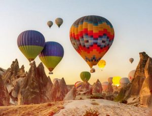 Kapadokya’da tehlike çanları çalıyor… Turizm baskısı peri bacalarını tehdit ediyor