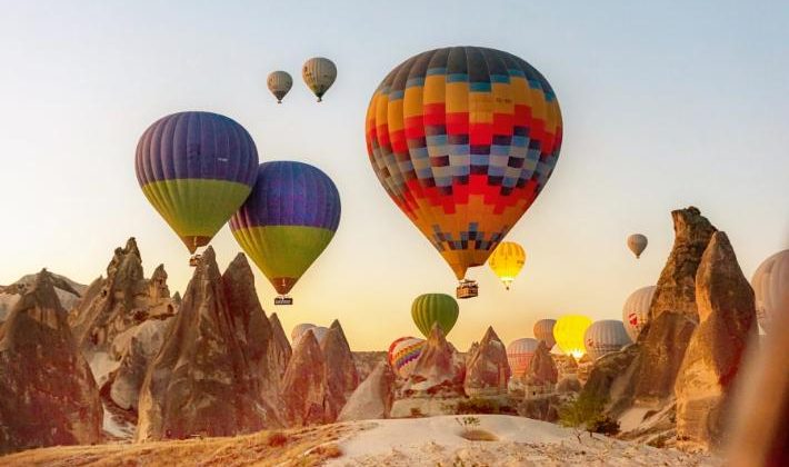Kapadokya’da tehlike çanları çalıyor… Turizm baskısı peri bacalarını tehdit ediyor