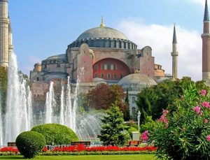 Ayasofya’nın kapısını kırmıştı… Hakkında karar verildi
