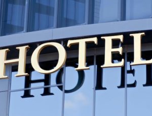 Otel rezervasyonuna ‘erkek fazla’ iptali! Otele para cezası verildi