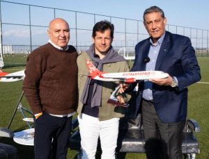 Corendon Airlines, “Corendon Sport Talks” YouTube programında efsaneleri buluşturuyor