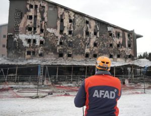 Bursa’daki otel yangınında 4 şüpheli tutuklandı