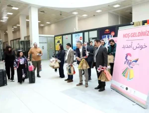 İranlı Turistler Nevruz Tatilinde Van’a Akın Etti