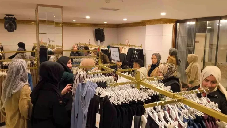 Kars’ta Tesettür Giyim Festivali Büyük İlgi Gördü