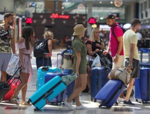 Rusya-Ukrayna savaşının sona ermesi Türk turizmini nasıl etkileyecek?