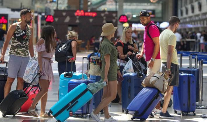 Rusya-Ukrayna savaşının sona ermesi Türk turizmini nasıl etkileyecek?