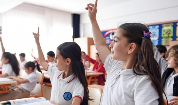Turizmcilerin de görüşleri alınacak… Okullarda yaz tatili 1 ay olacak