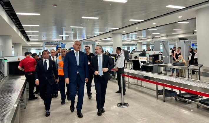 Bakan Ersoy: Antalya’da bu yılki hedefimiz 18 milyon yabancı turist