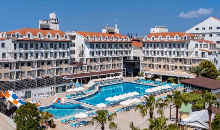 Side Aluna Hotel kapılarını misafirlerine açtı