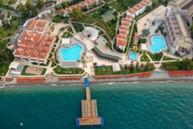 Corendon markasının yeni tesisinin açılış tarihi olan Corendon Hydros Club Kemer belirlendi.