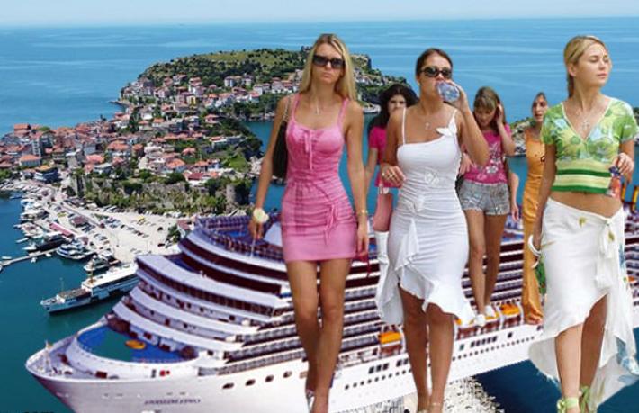 Yabancı ziyaretçi sayısı, yerli halkın nüfusundan 17 kat fazla oldu.