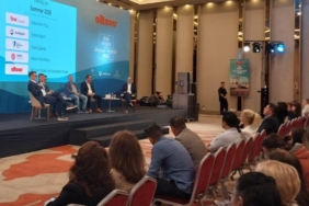 Antalya'da Alltours, 300 Alman acente ile buluştu.