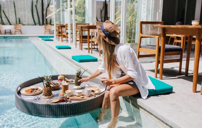 Türkiye'ye düzenlenen lüks turların yarısı Rusya'dan gelmektedir.